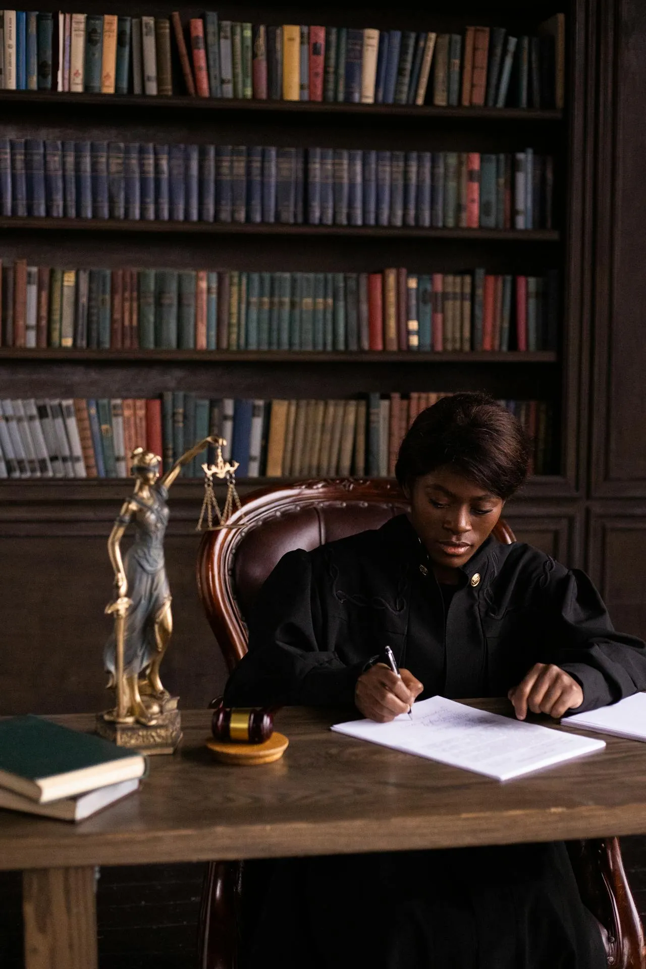 What You Need To Know About Expert Witnesses