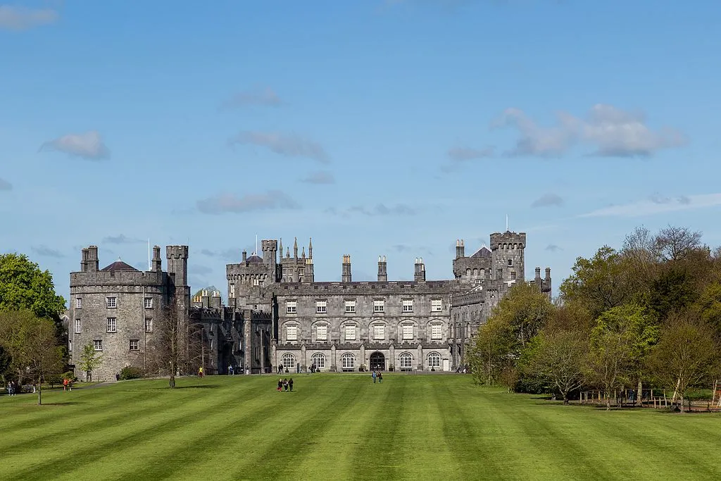 Sacred Ireland: Touring Cathedrals That Shaped Faith and Architecture