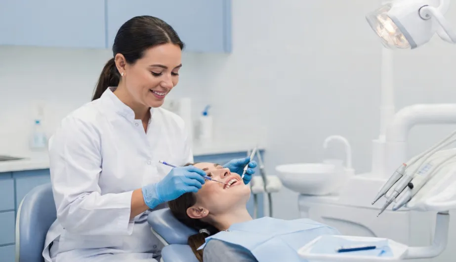 Periodontist Oshawa Providing Gentle & Effective Gum Care