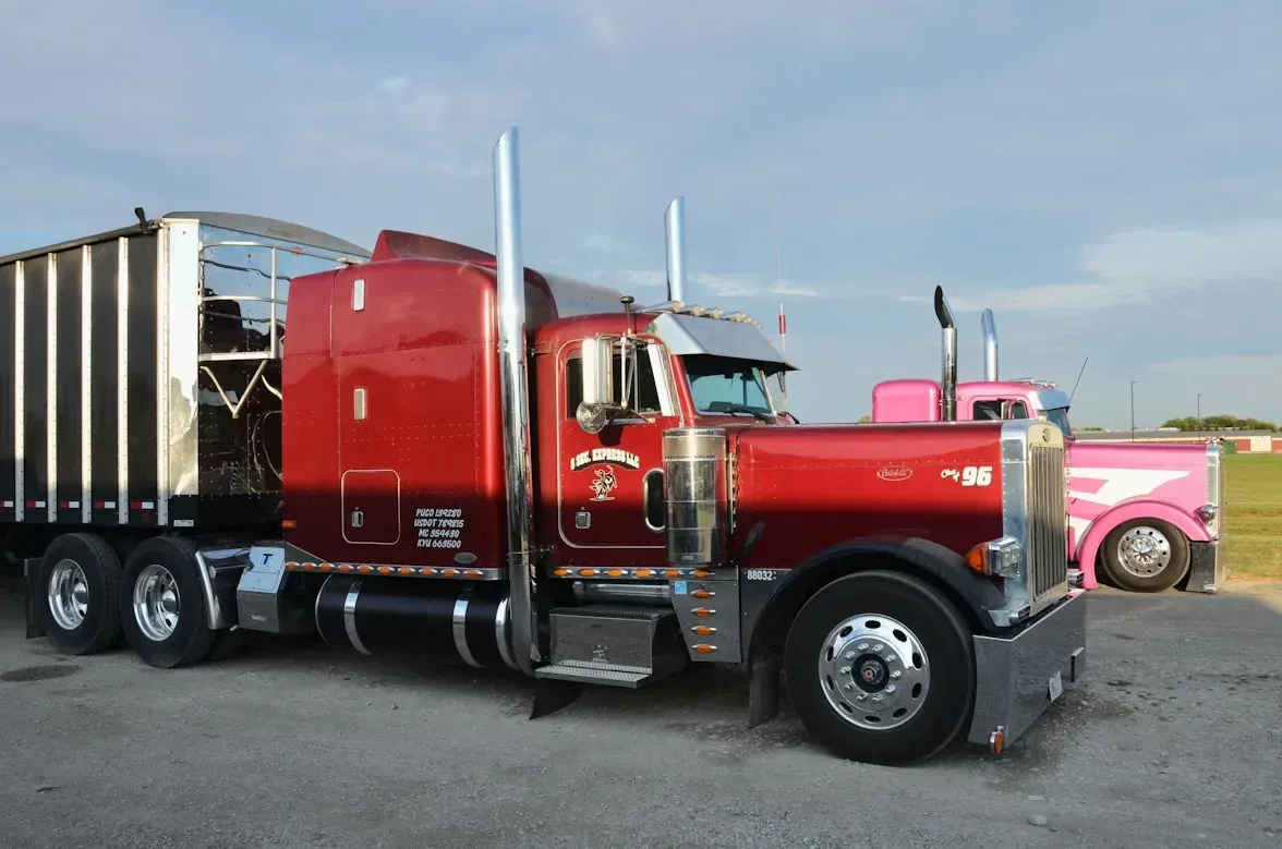 The Benefits of Outsourcing Dispatch for Startup Trucking Companies