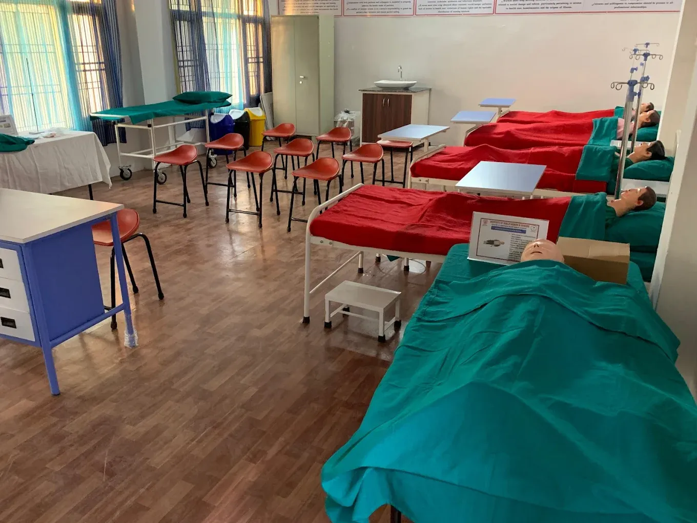 Top Nursing Skills Lab Equipment in Mumbai for Professional Nursing Education