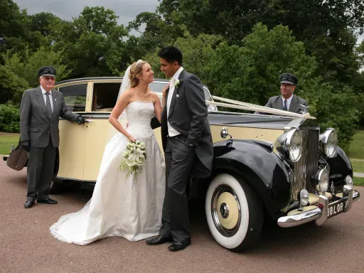 Why Wedding Chauffeur Cars Add Luxury and Comfort to Your Special Day