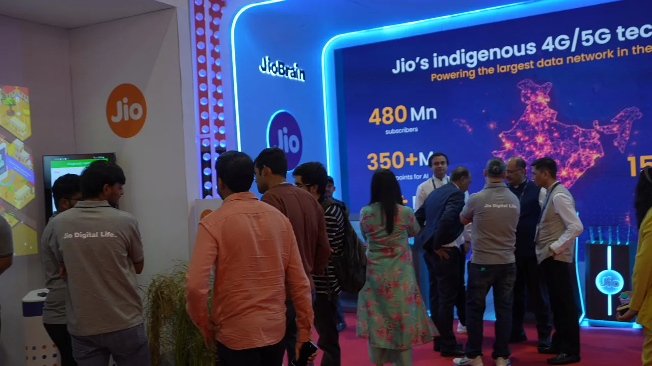 AI Development Services Driving Intelligent Retail and Smart Experience Centers