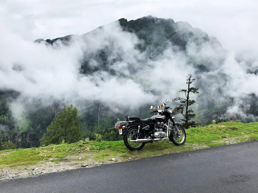 Royal Bike Riders Himalayan Moto Tours: Ride Through India’s Greatest Mountain Roads