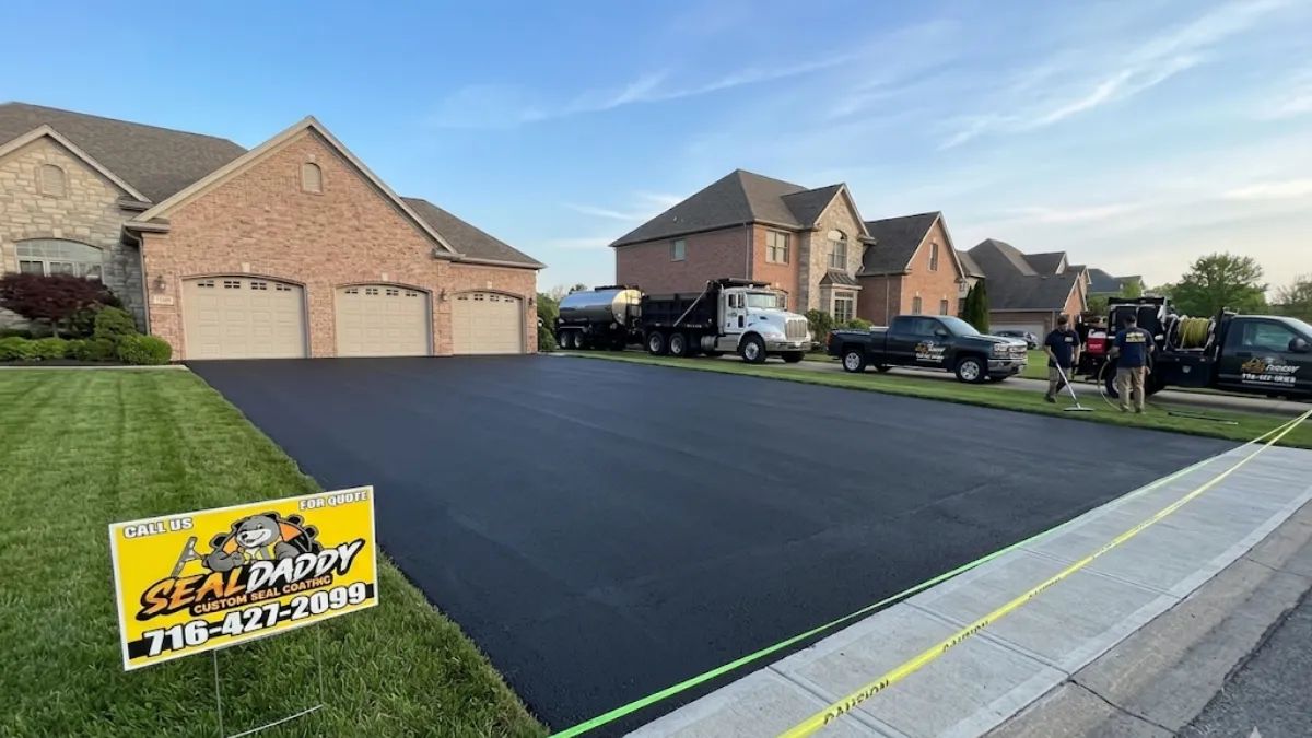 Asphalt Repair Services in Wheatfield NY | Driveway & Parking Lot Repair