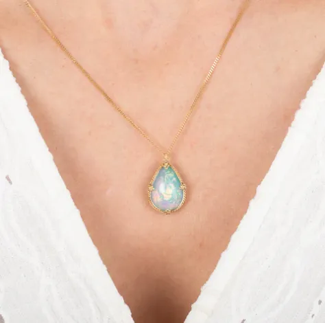 Elegant Gemstone Creations That Bring Timeless Luxury to Every Occasion