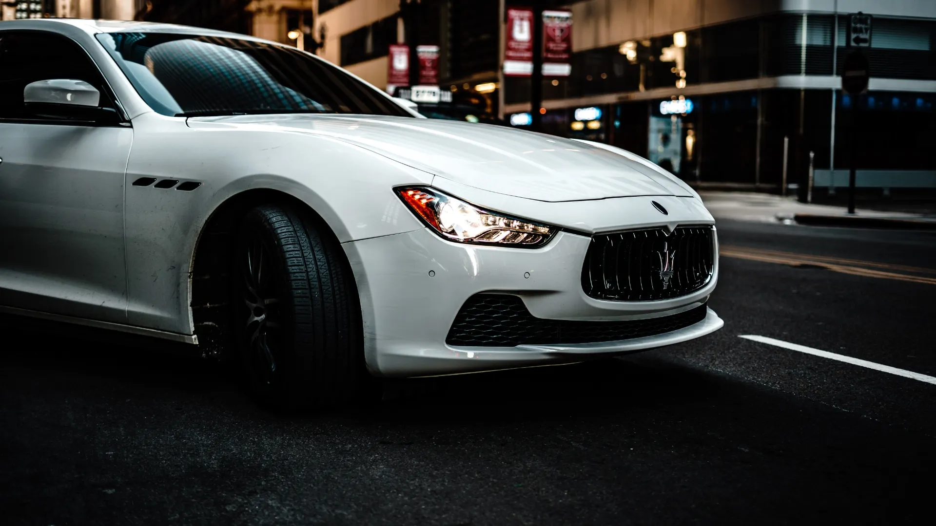 How to find the Best used car dealers Naperville