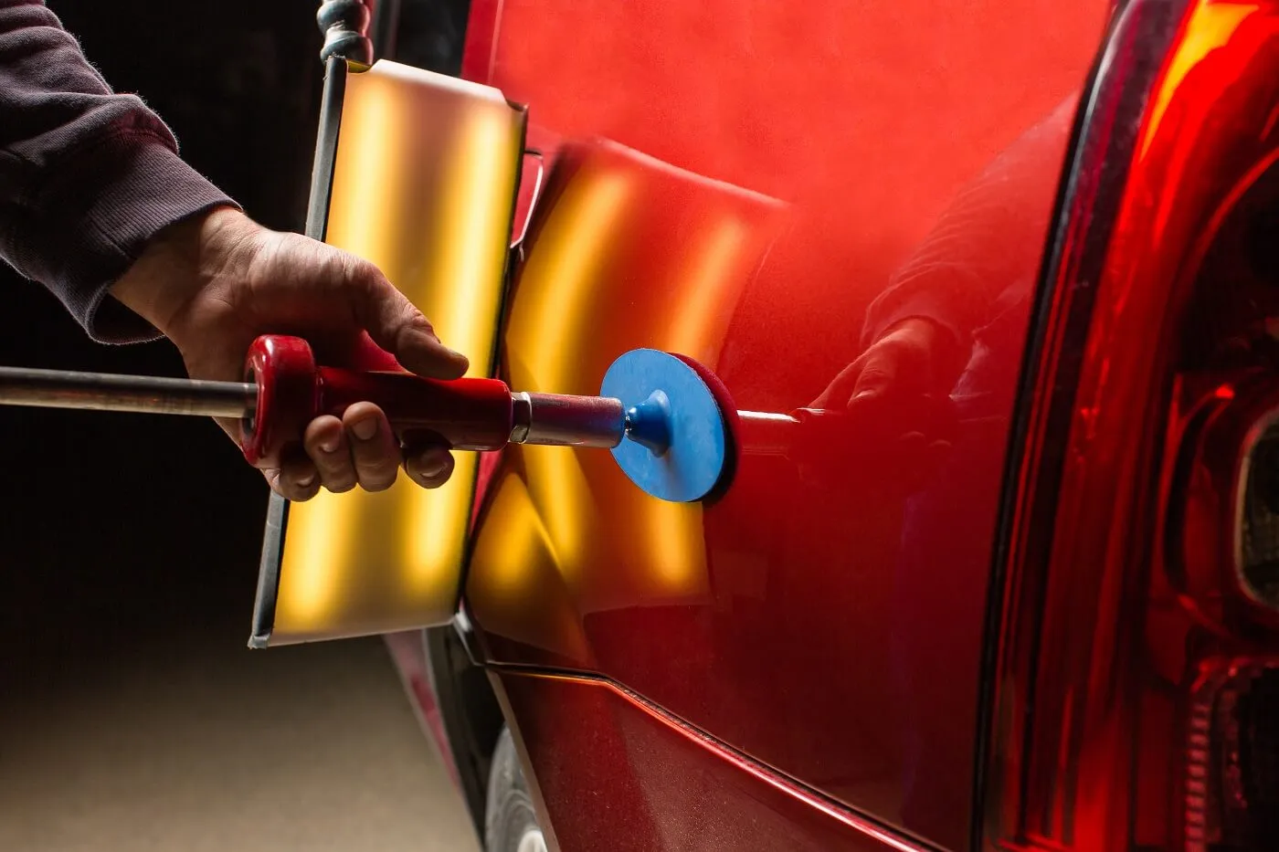 How the Auto Body Shop Homewood Drivers Trust Gets Paint Matching Right
