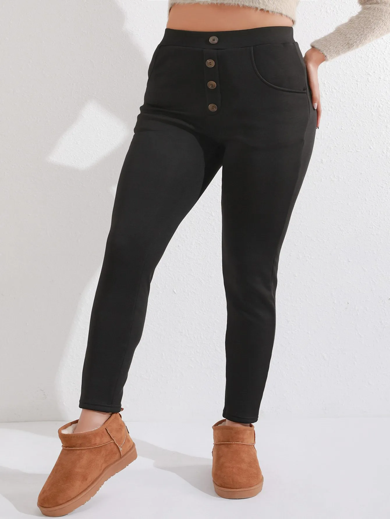How to Choose the Perfect Plus-Size Yoga Pants for Workouts