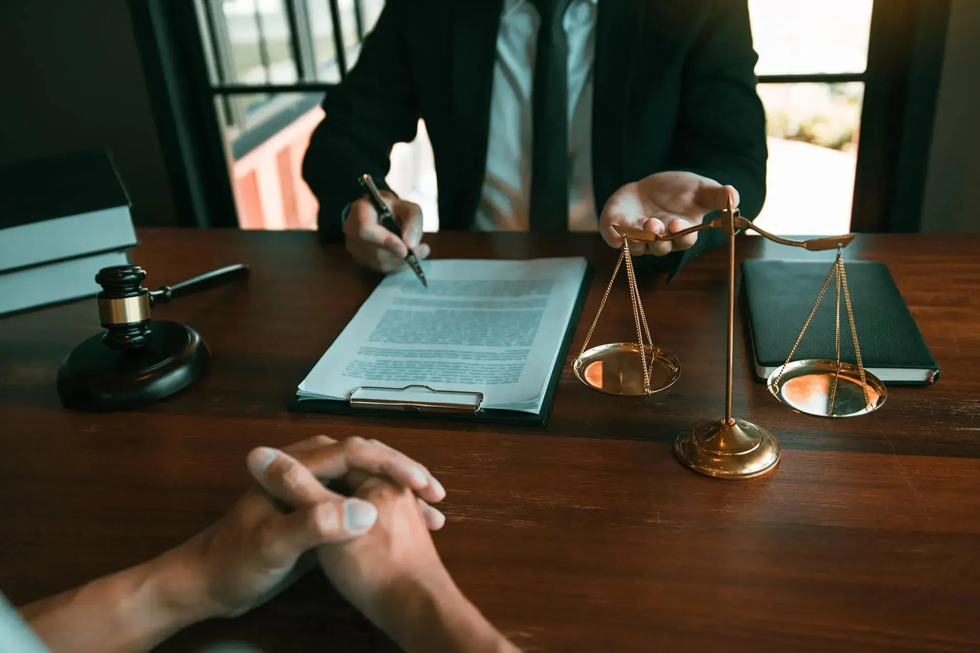 How Do You Find the Best Criminal Defense Lawyer in Houston?
