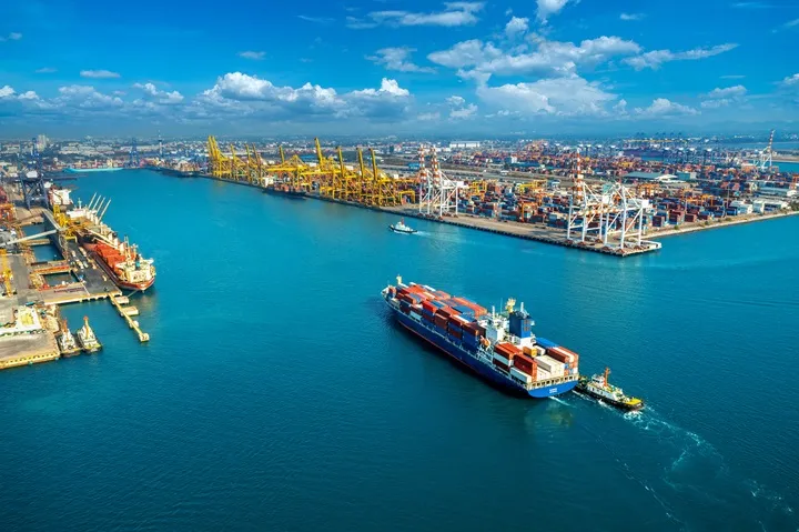 Understanding NVOCC Services in Global Shipping