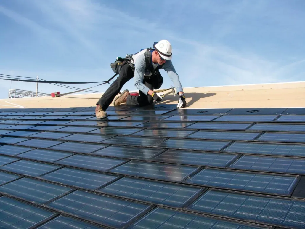 10 Powerful Digital Marketing Strategies for Roofers in 2026