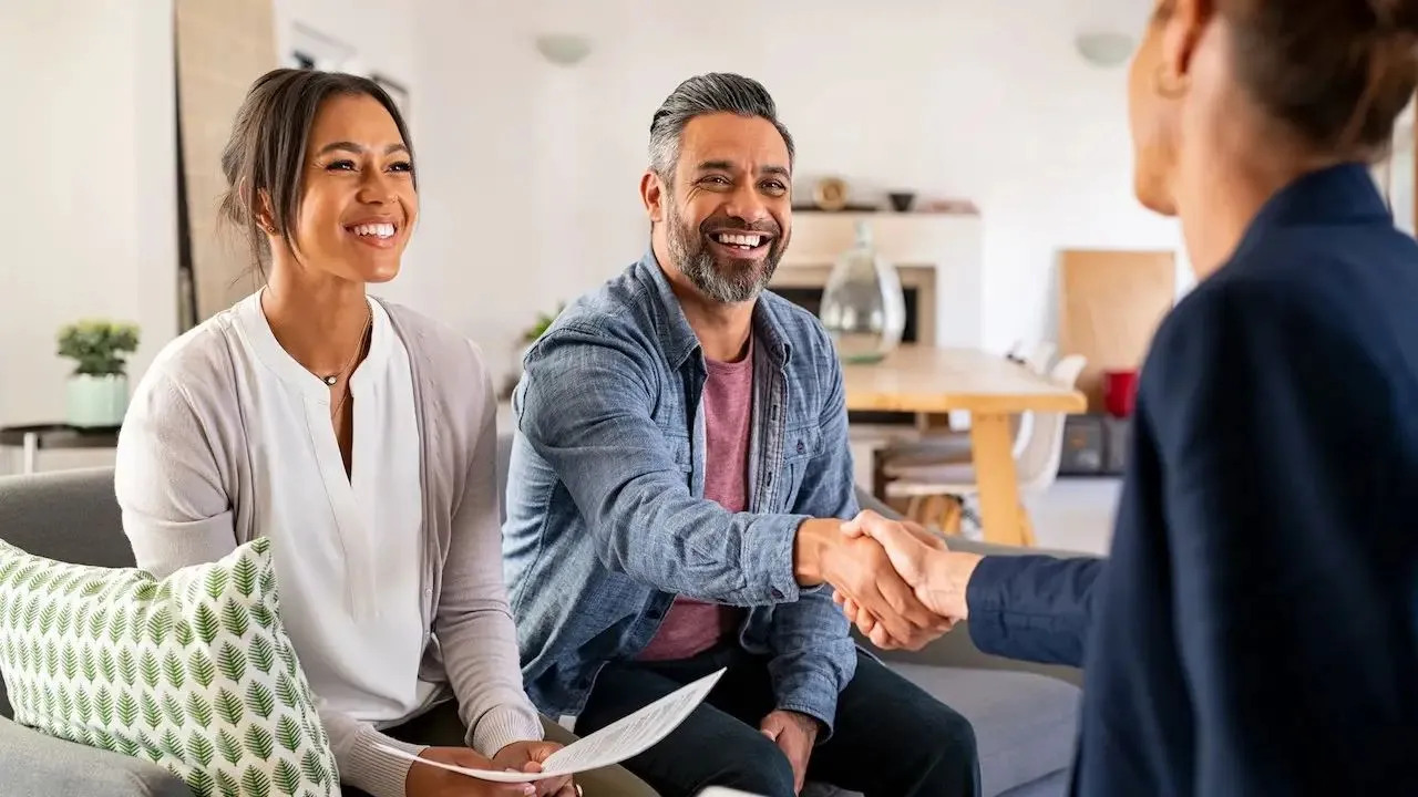 The Checklist: What the Top Vancouver Realtors Do Differently to Sell Homes Faster