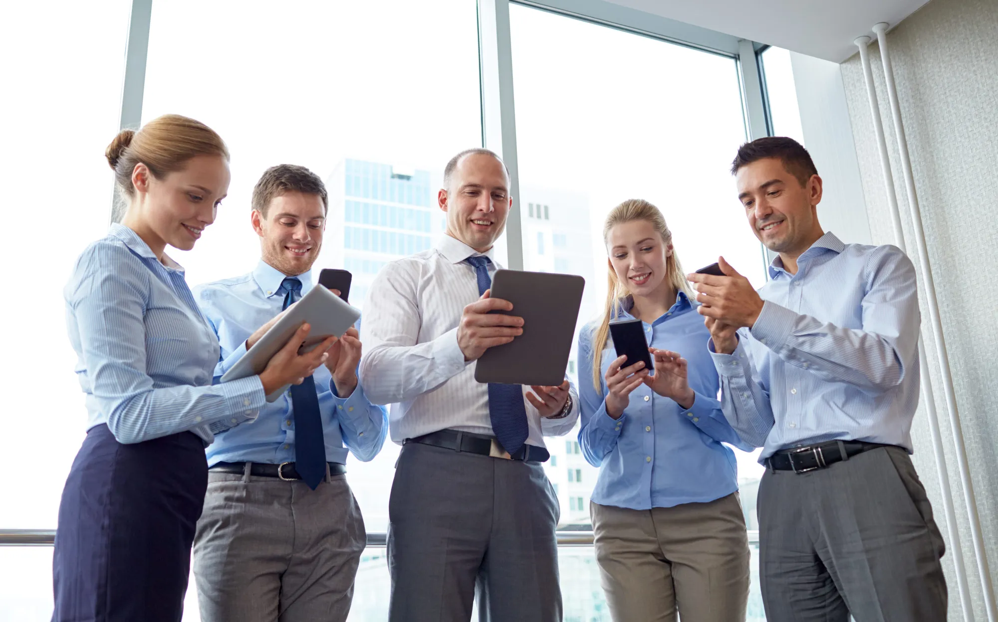 How App-Based Team Building Improves Workplace Collaboration