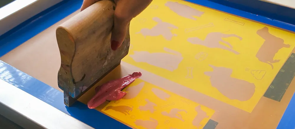 How to Screen-Print Water-Based Ink on Paper Products