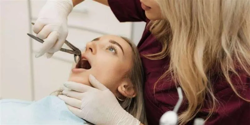 What to Expect During Tooth Extractions Thousand Oaks Procedures