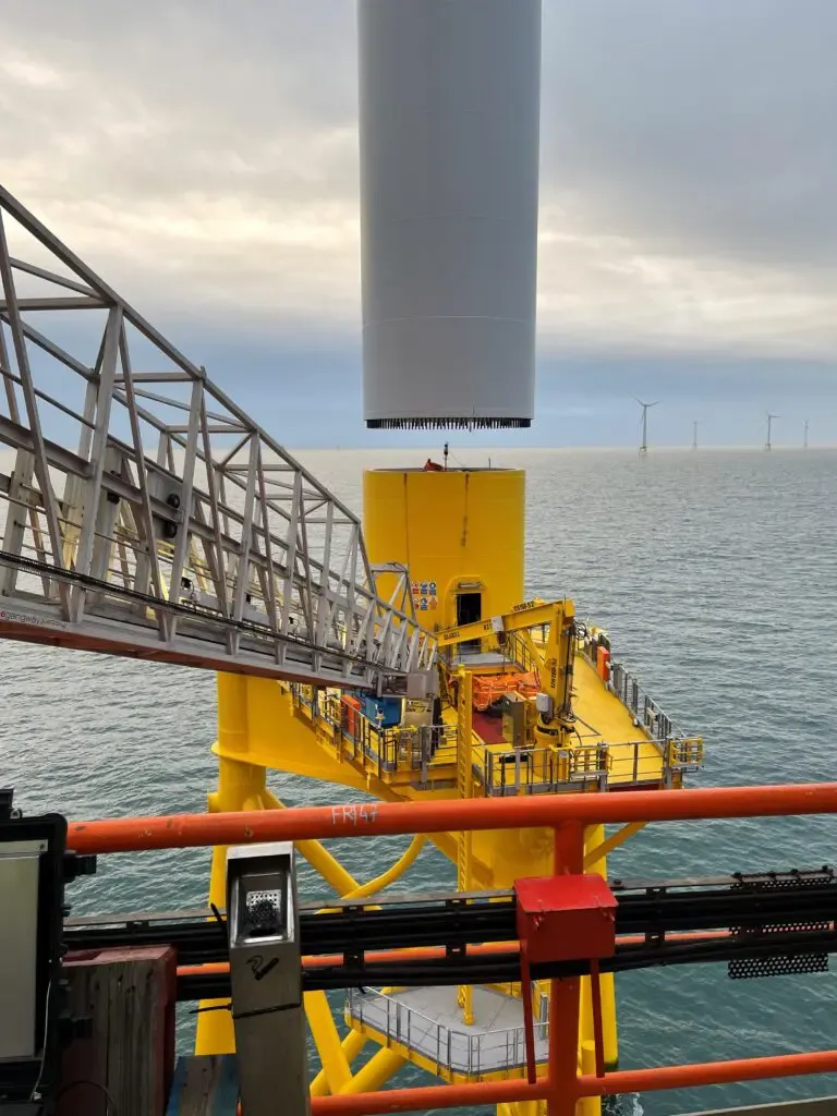 Why Hire an Offshore Wind Consultancy Firm in the UK Today?