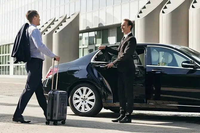 Maxi Cab Services: Travel Together Without the Hassle