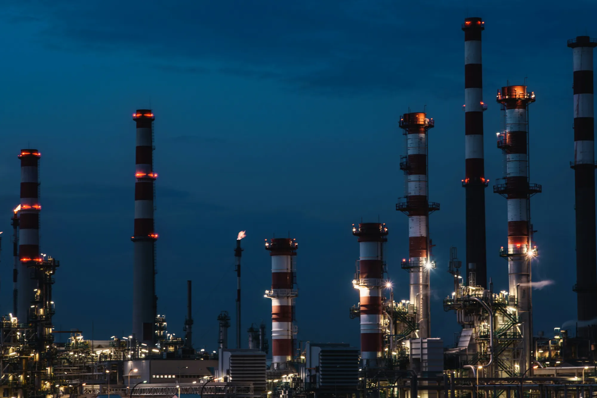 How to Choose the Right Water Treatment Chemicals for Industrial Systems