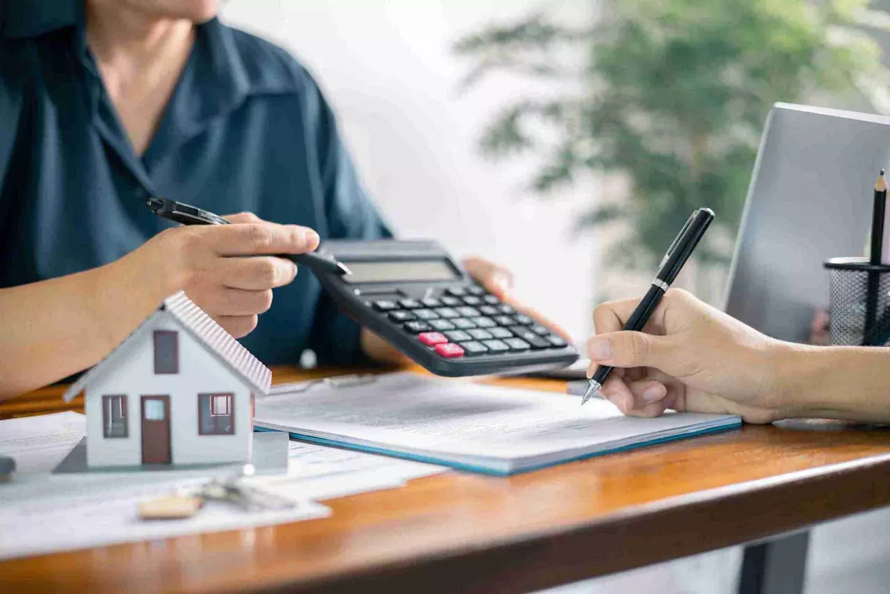 Fixed vs Floating Interest Rate for Construction Loans