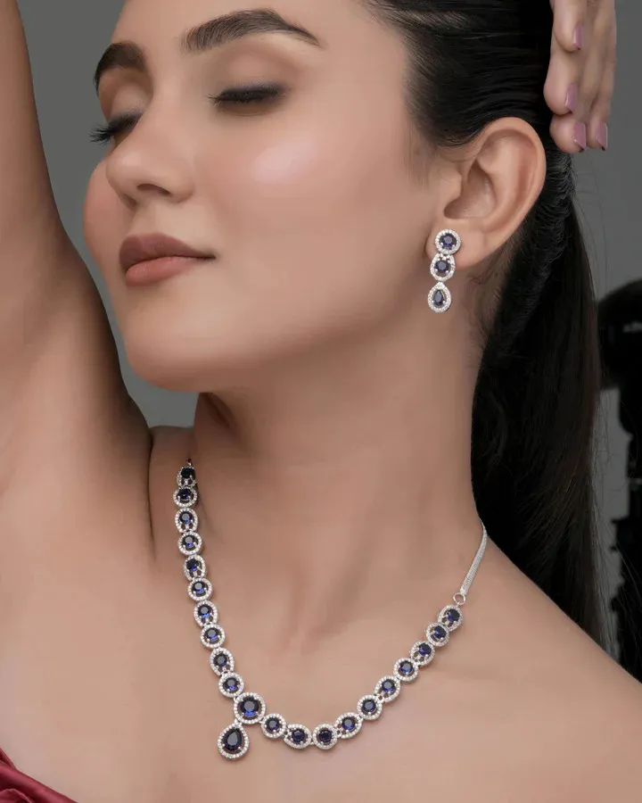 What Kind of Jewelry Actually Deserves to Be Part of Your Most Important Moments?