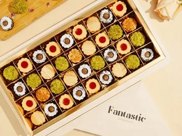 Petits Fours