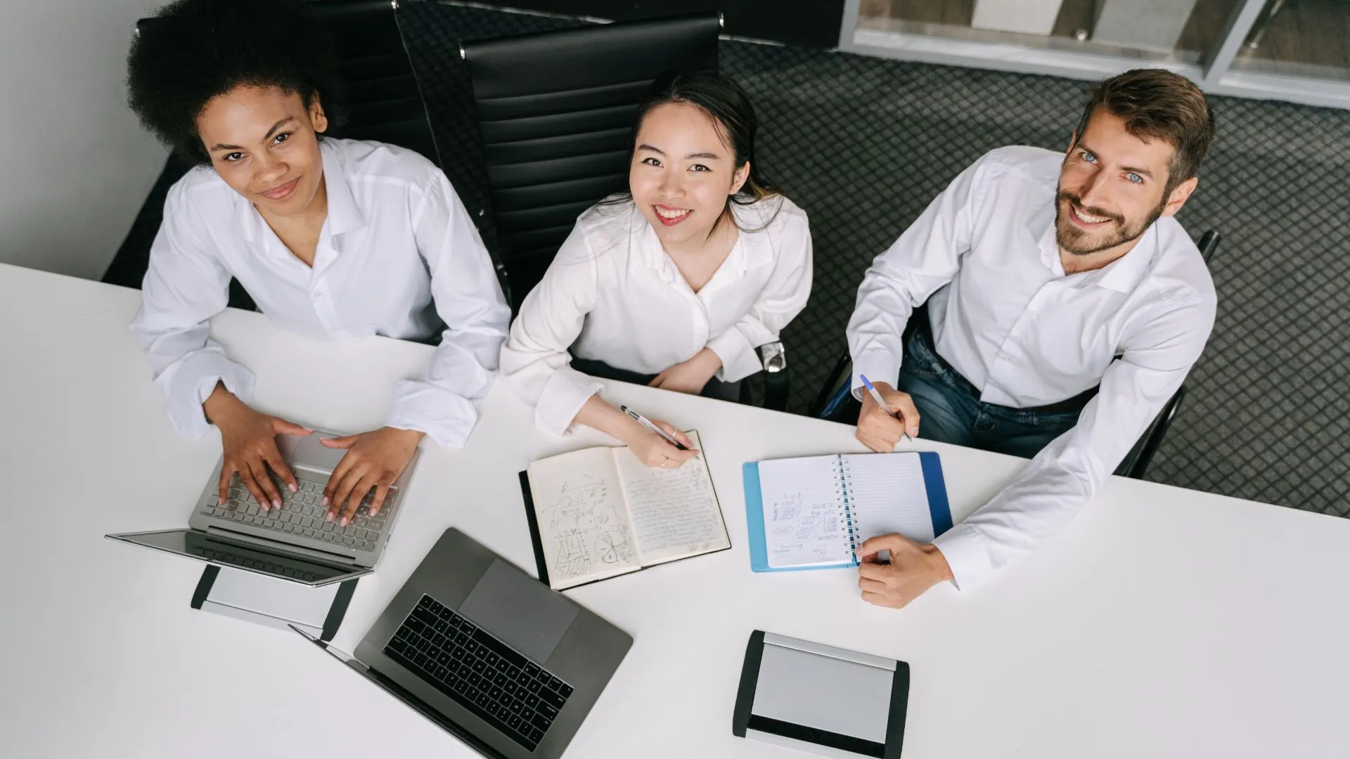 The Competitive Advantage of Integrating Professional Outsourcing Services into Daily Operations
