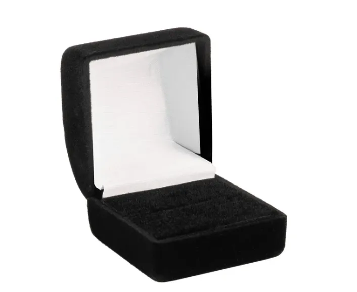 Elegant Jewelry Boxes for Every Occasion in Canada