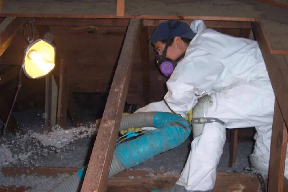 Blown-In Insulation vs Fiberglass in Eugene, OR: Comparing R-Value and Performance