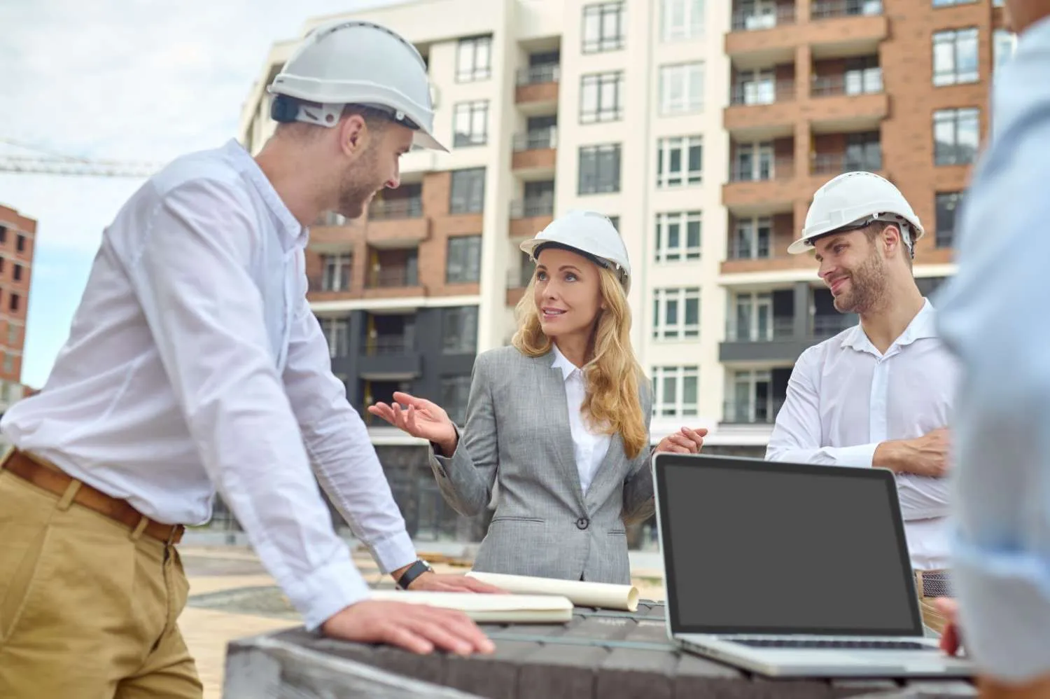 How Maryland Construction Company Listings Help You Find Trusted Contractors