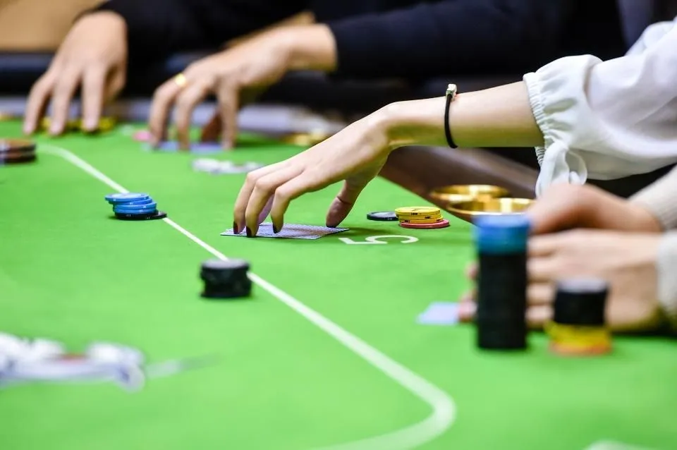 Play Engaging Online Casino Games with Stunning Gameplay Experiences