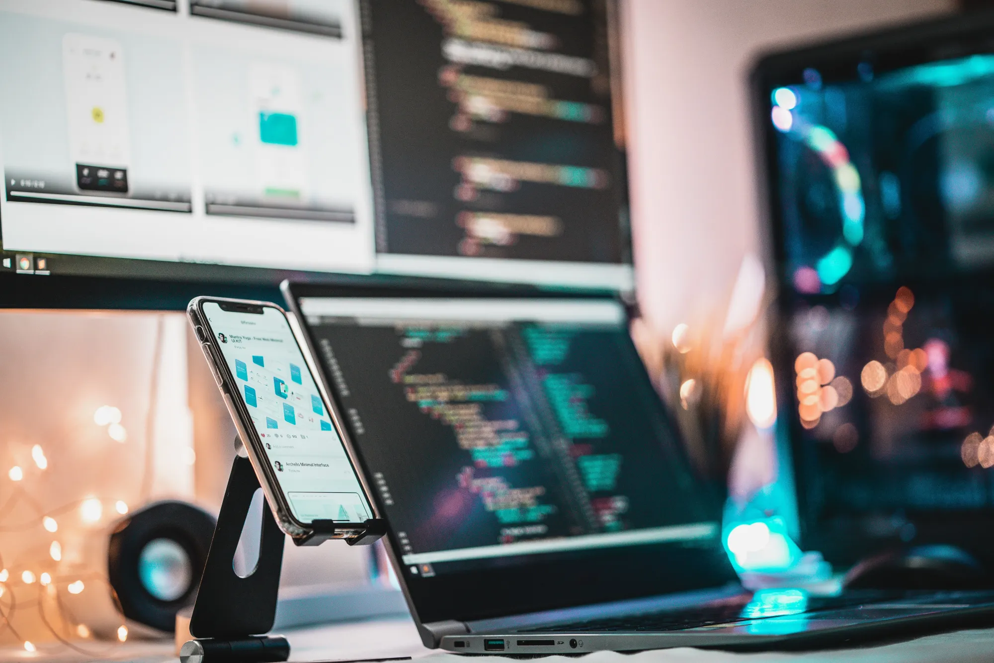 Courier Delivery App Development Company & Services — ClonifyNow