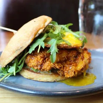 Top Places to Enjoy Delicious Meals and Dining Experiences in The Woodlands Area