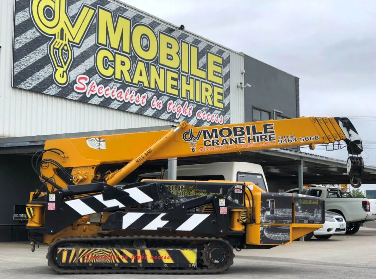 Why Builders Prefer Crawler Mounted Crane Support