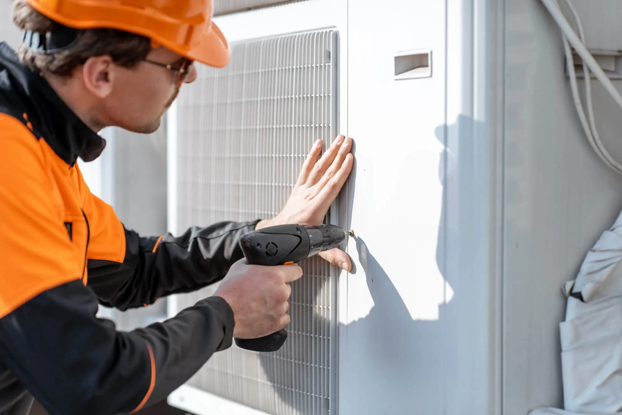 What Does a Heating and Cooling Specialist Do?