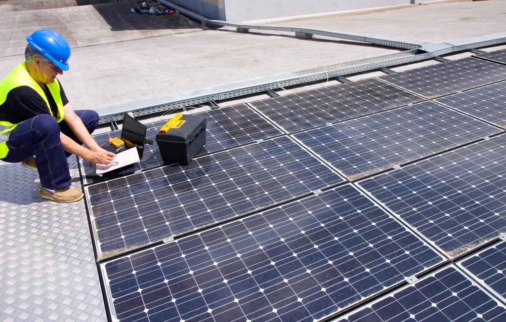 How Commercial Solar Systems Reduce Long-Term Energy Costs