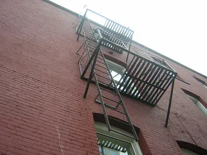 Top Fire Escape Contractors for Safe Building Access