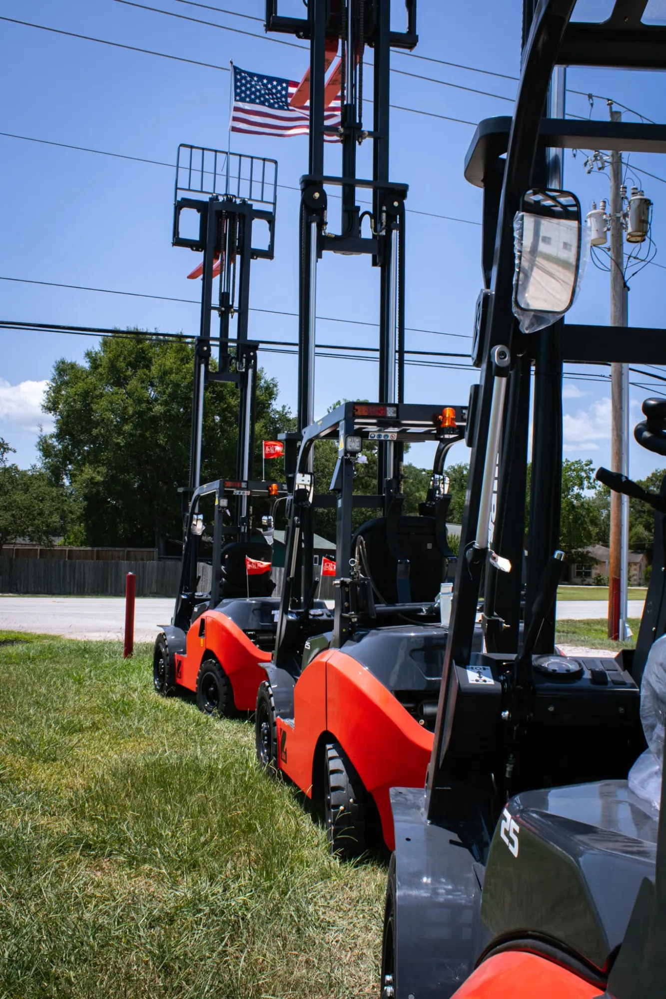 How to Choose the Right Forklift Dealer for Your Business