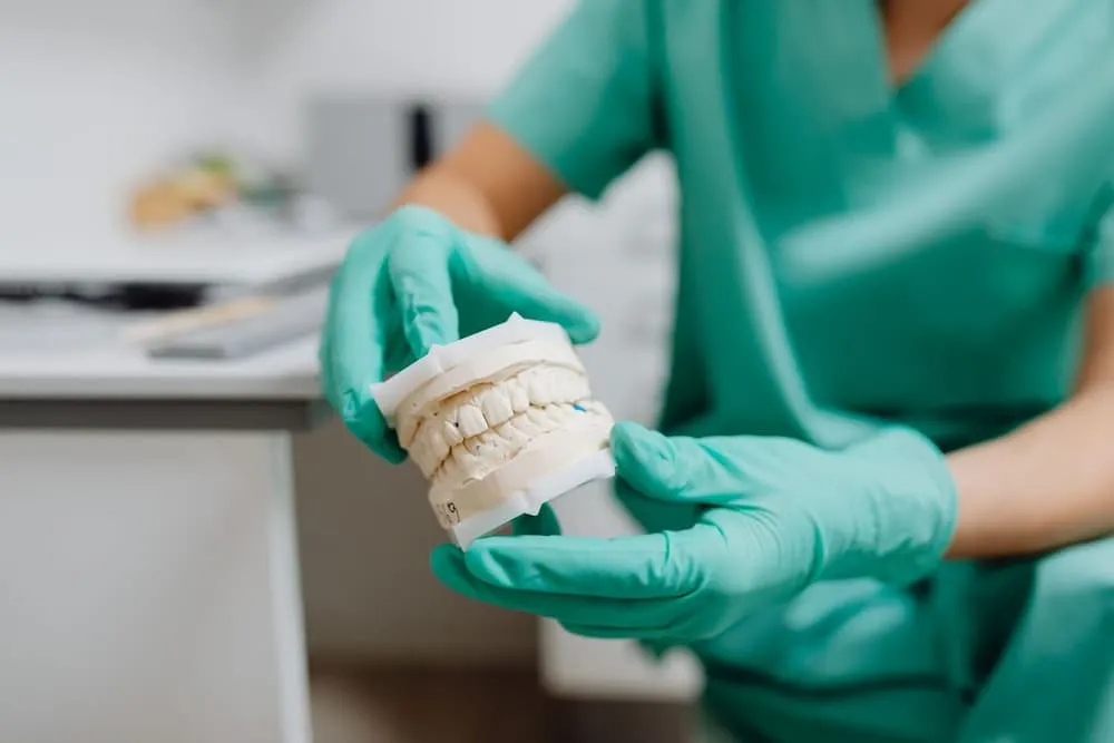 Dental Crowns in Thousand Oaks and Smile Protection
