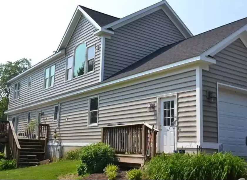 What Makes a Naperville, Illinois, Roofing Company Stand Out
