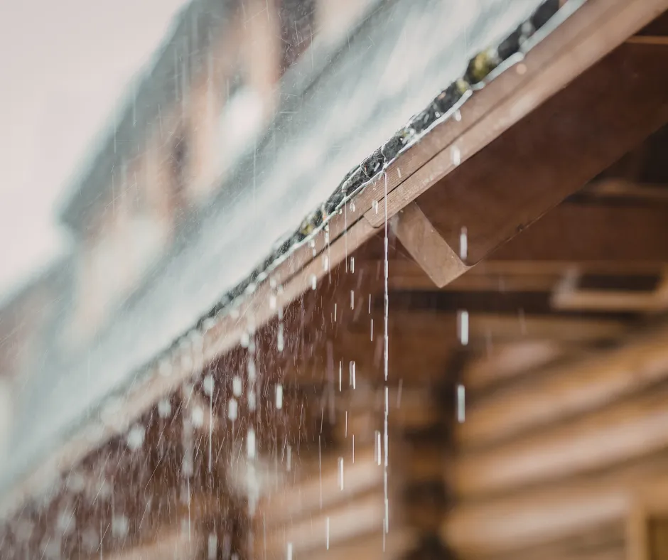 Why Aluminum Gutter Guards Are a Smart Choice for Long-Term Gutter Protection and Reduced Maintenance