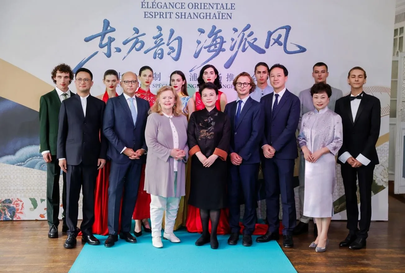 XIUNIANG SILK à Paris crée un pont pour les échanges culturels entre la Chine et la France