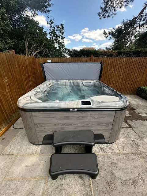 Effortless Luxury: The Hydropool Self Cleaning Hot Tub Guide