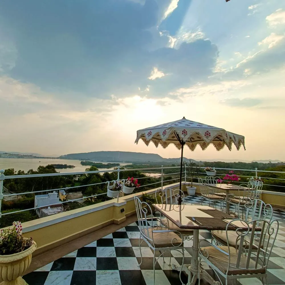 Best Luxury Hotel in Udaipur: Experience Timeless Elegance at Burj Baneria
