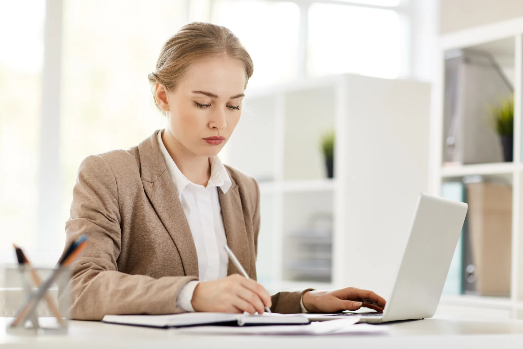 Benefits of Working with a Professional Bookkeeper in Austin TX