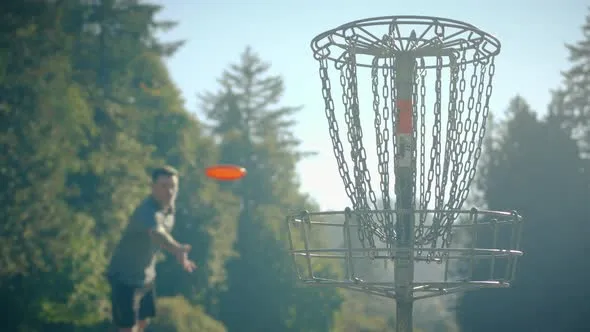 What Makes a Good Frisbee Golf Basket? Key Features to Look For!