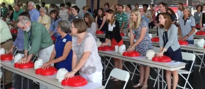 What Is AED and How to Use It During CPR