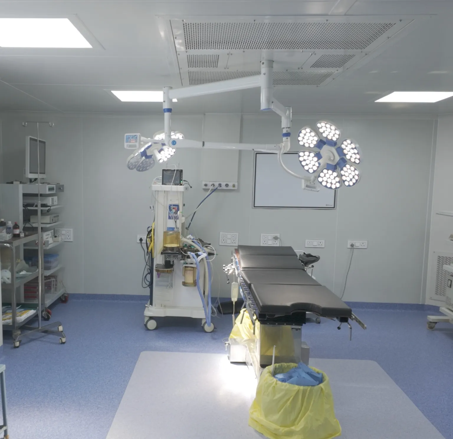 Modular OT Solutions in Bangalore: How Do They Enhance Efficiency in Modern Surgical Facilities?