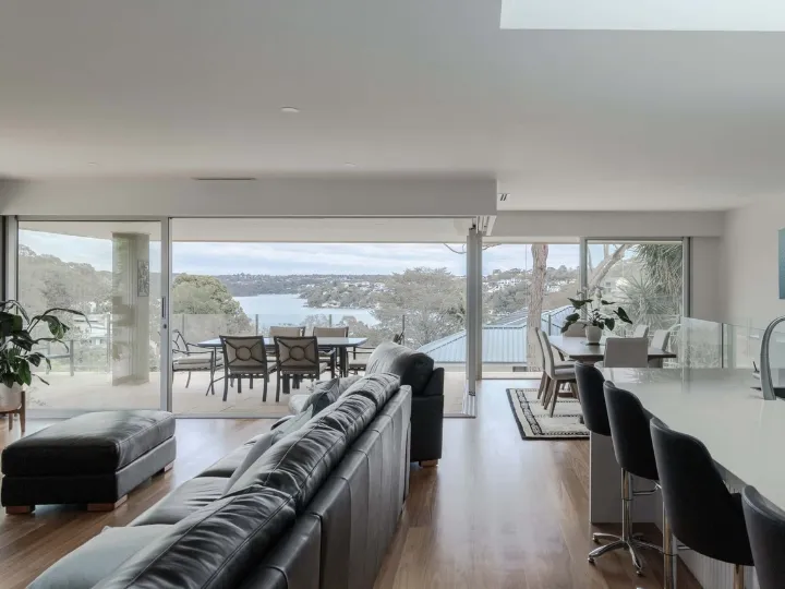 How Do Aluminium Doors and Windows Contribute to Better Living?