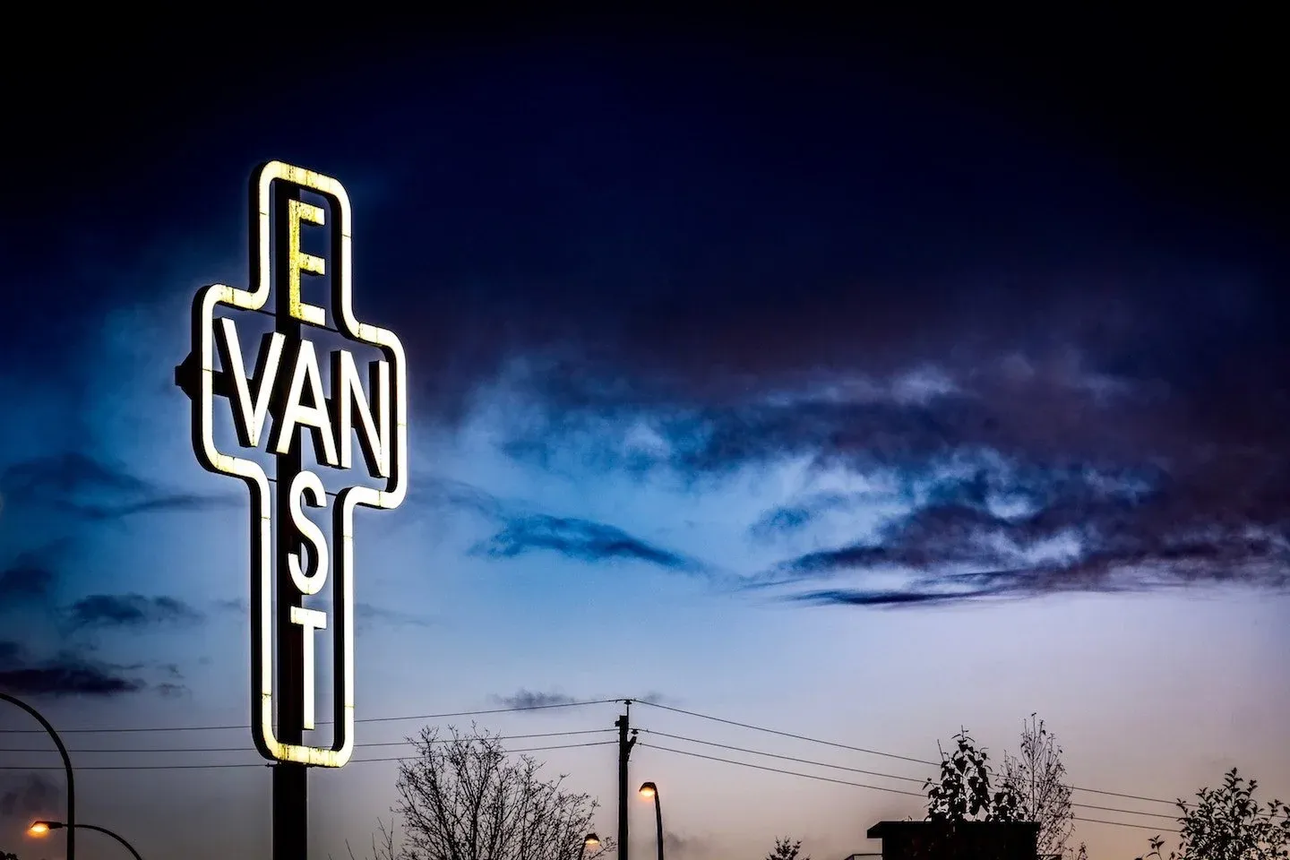 How to Choose Between the Most Recommended East Vancouver Realtors